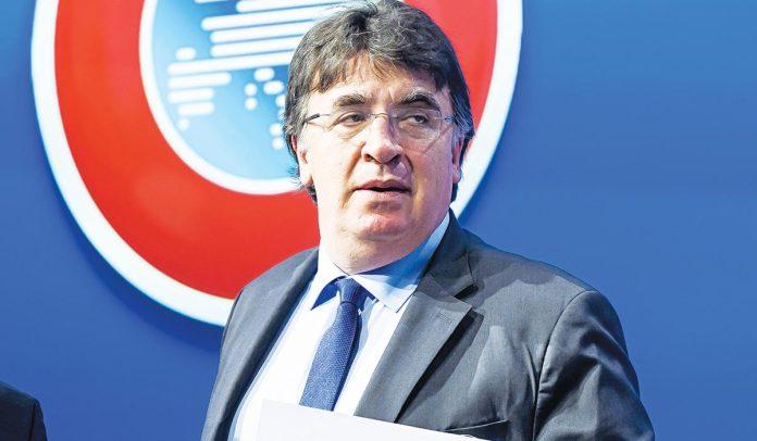 Για όλα φταίει ο Θεοδωρίδης…