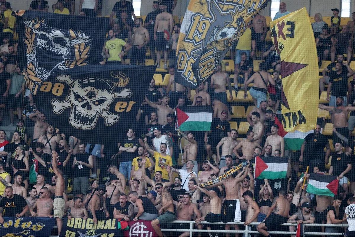 Ποινή Της UEFA Για Την ΑΕΚ Η Κλεισίματος Του Βόρειου Πετάλου Της OPAP Arena Σε Συνέπεια Των Συμπεριφορών Των Οπαδών